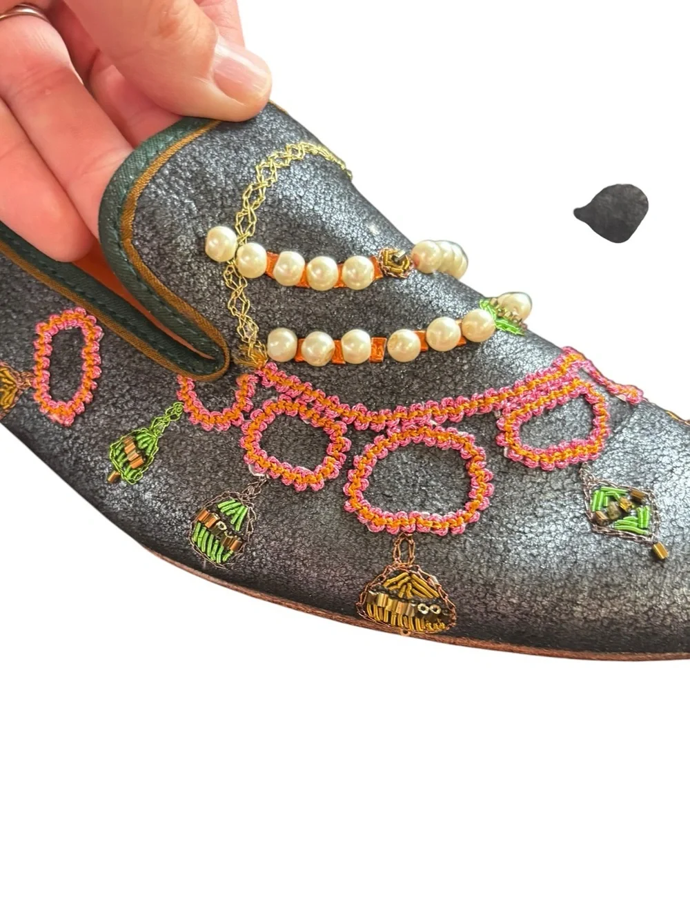 Meher Kakalia Women's Embellished Embroidery Navy Slip-On Loafers Pearls Size 39